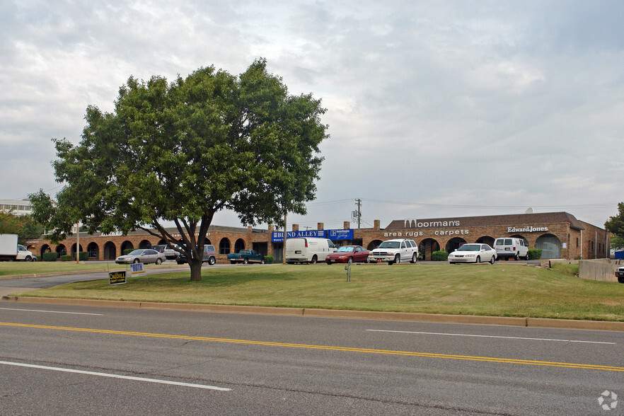 3837 NW 63rd St, Oklahoma City, OK for lease - Primary Photo - Image 1 of 1