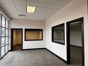 3010 W University Blvd, Durant, OK for lease Interior Photo- Image 2 of 3