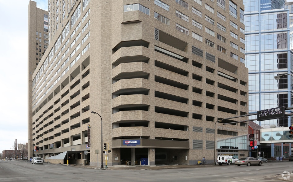 700 5th Ave S, Minneapolis, MN for lease - Primary Photo - Image 1 of 4