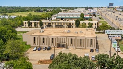 7201 N Broadway Ext, Oklahoma City, OK for lease Interior Photo- Image 2 of 9