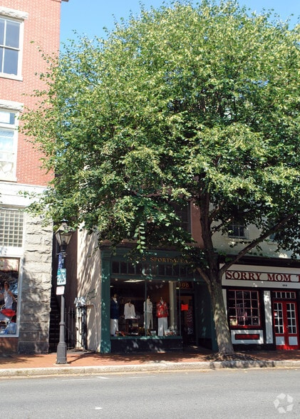 806 Caroline St, Fredericksburg, VA for lease - Building Photo - Image 1 of 1