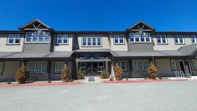 2450 Cabrillo Hwy S, Half Moon Bay, CA for lease Building Photo- Image 1 of 12