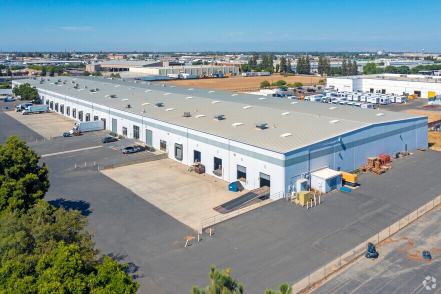 2929 S Angus Ave, Fresno, CA for sale - Primary Photo - Image 1 of 1