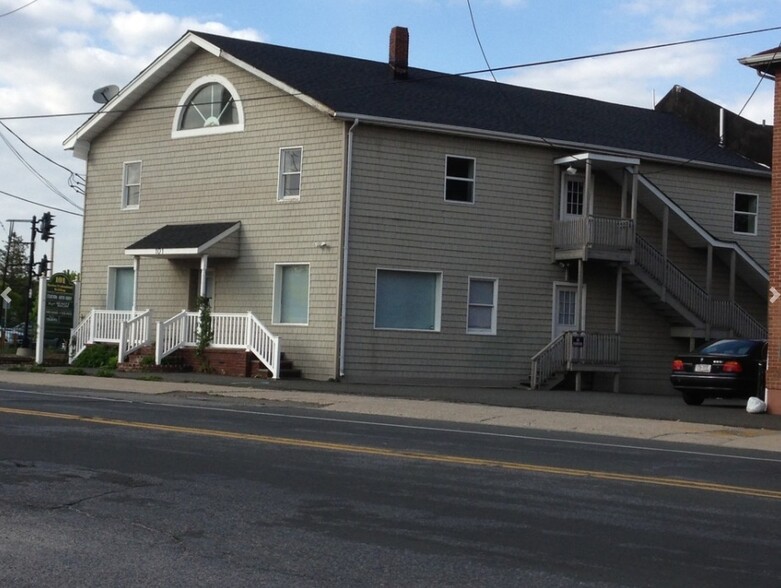 101 Main St, Port Jefferson, NY for lease - Building Photo - Image 1 of 3