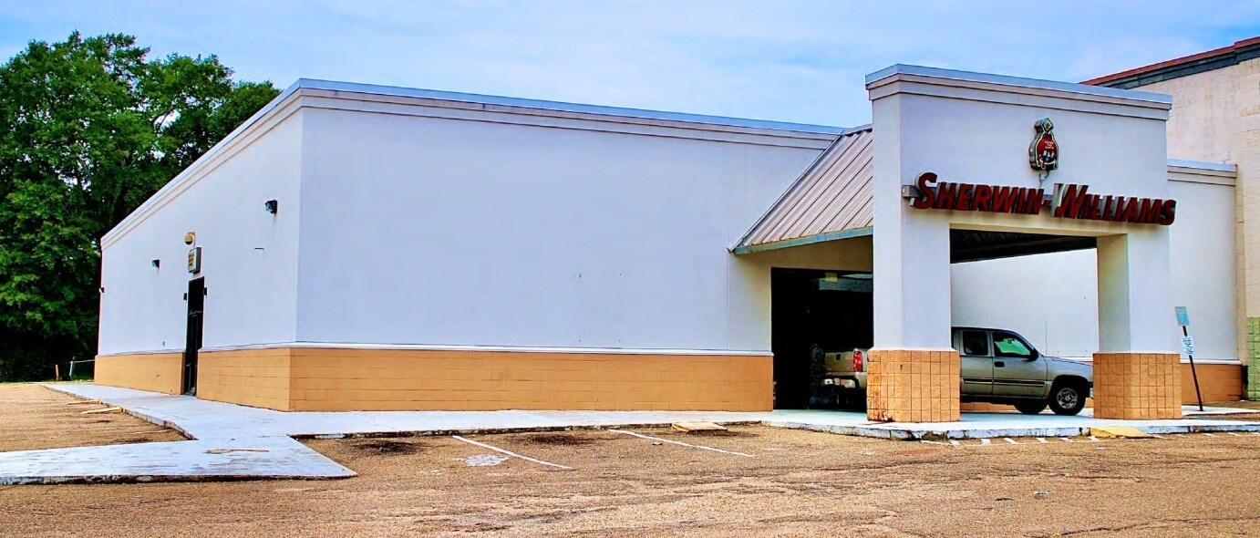 2805 Terry Rd, Jackson, MS 39212