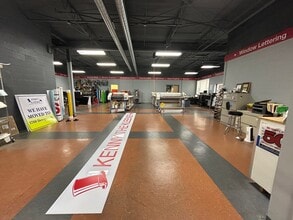 8080-8088 McCormick Blvd, Skokie, IL for lease Building Photo- Image 2 of 10