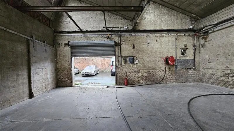 Industrial in Wattrelos for lease - Interior Photo - Image 3 of 11