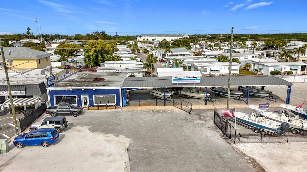 9293 Bay Pines Blvd, Saint Petersburg, FL for lease - Building Photo - Image 3 of 7