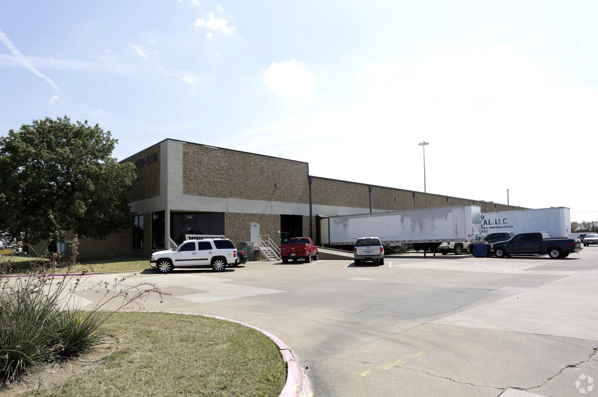 1210-1216 Avenue H E, Arlington, TX for sale Primary Photo- Image 1 of 1