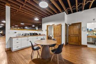 308 W University Ave, Gainesville, FL for lease Interior Photo- Image 1 of 9