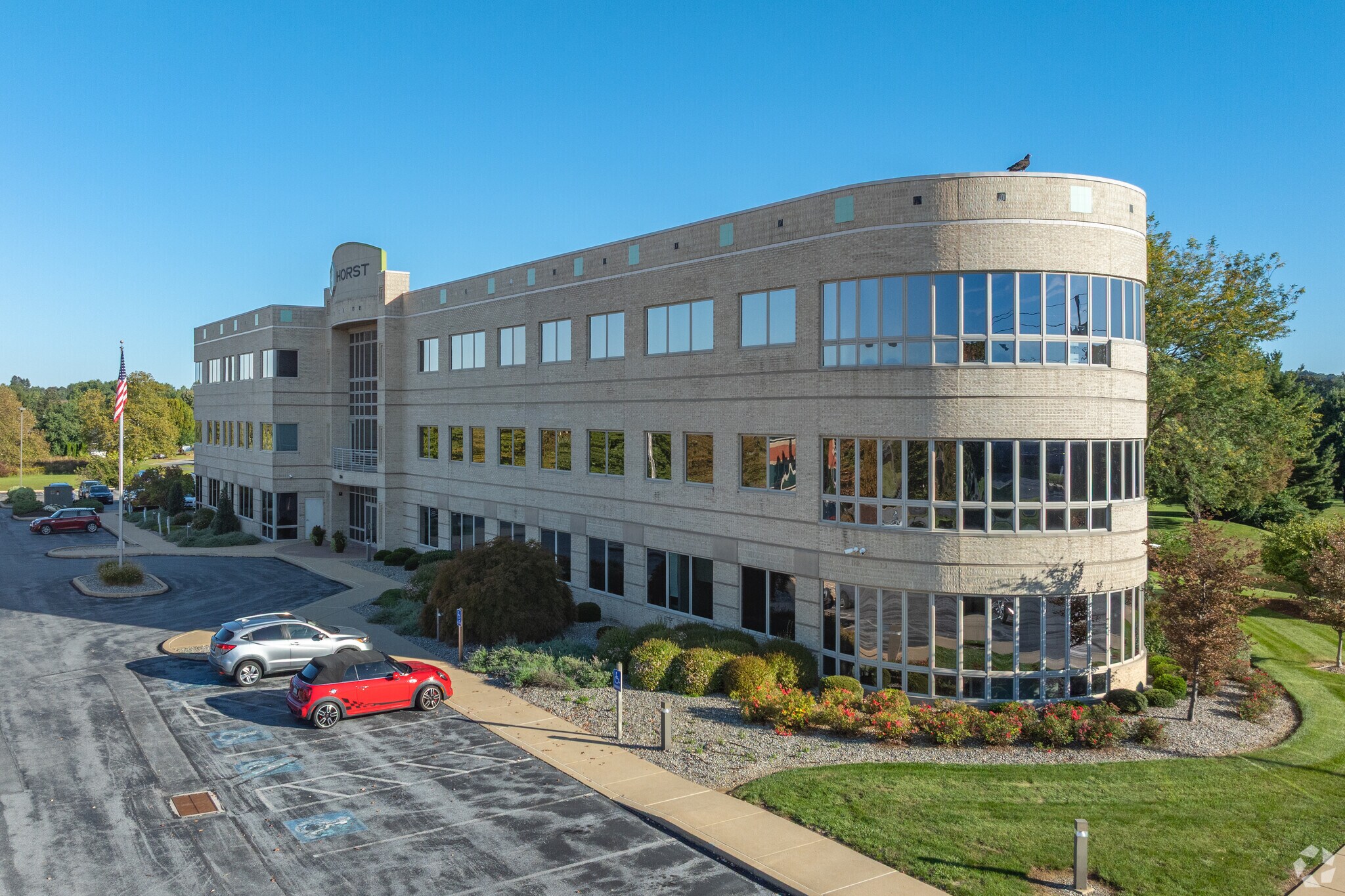 320 Granite Run Dr, Lancaster, PA for sale Primary Photo- Image 1 of 1