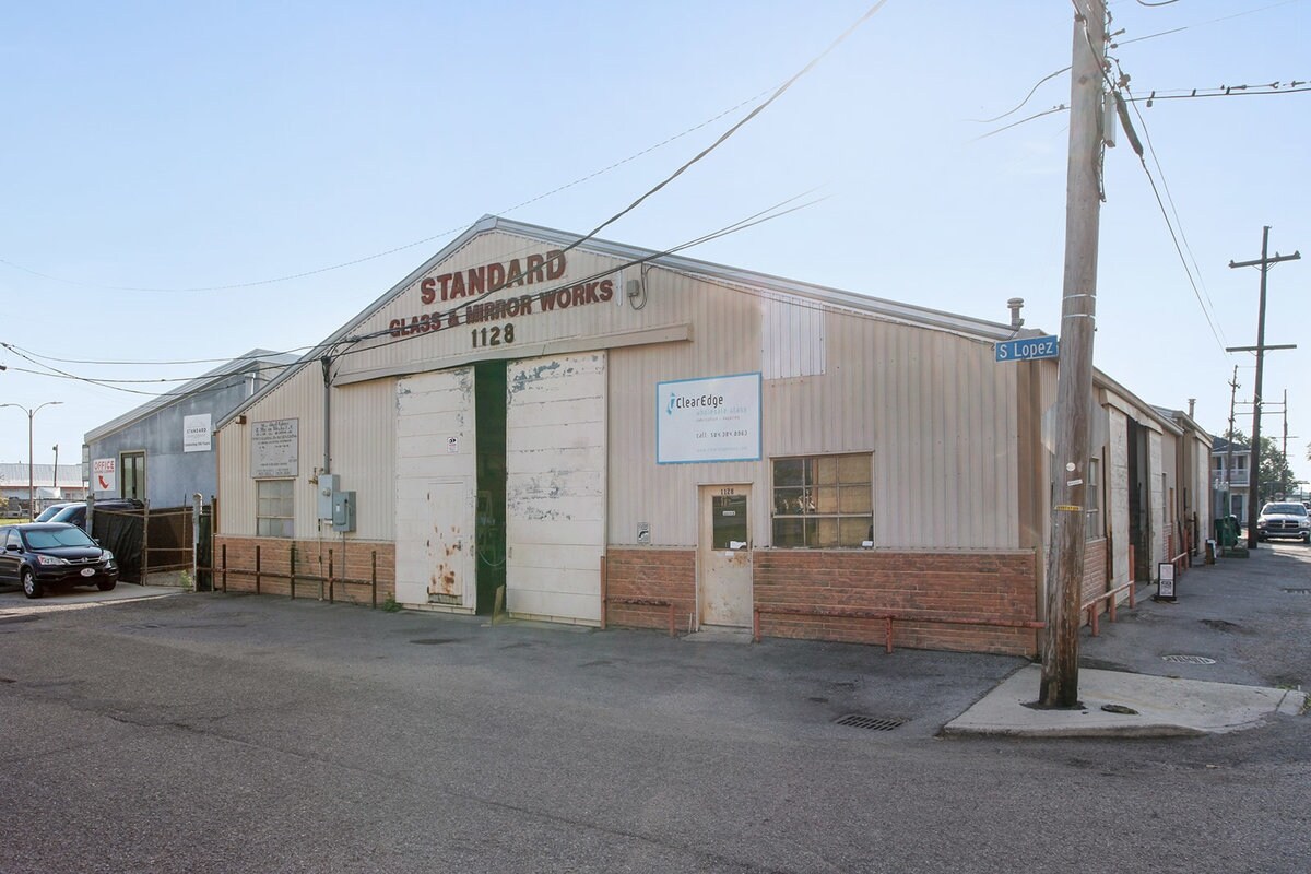 4434 Earhart Blvd, New Orleans, LA 70125