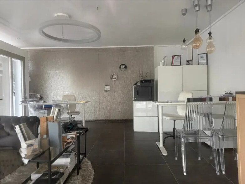 Retail in La Baule-Escoublac for lease - Building Photo - Image 2 of 7