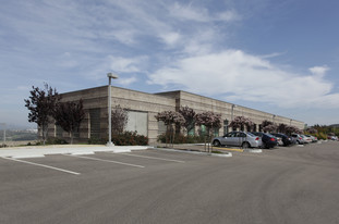 Pinnacle Medical Plaza - Warehouse