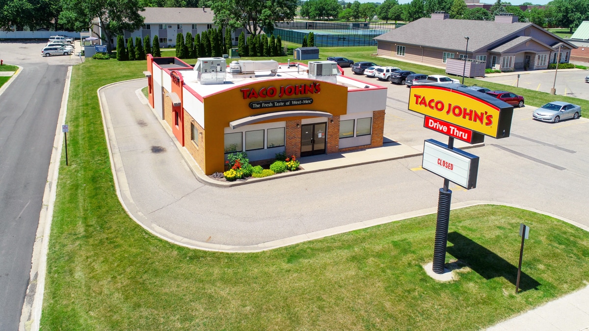 1401 State St N, Waseca, MN for lease Building Photo- Image 1 of 17