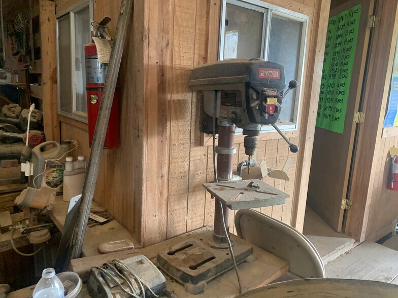 13202 Gin Road, Kendleton, TX 77451 Kendleton