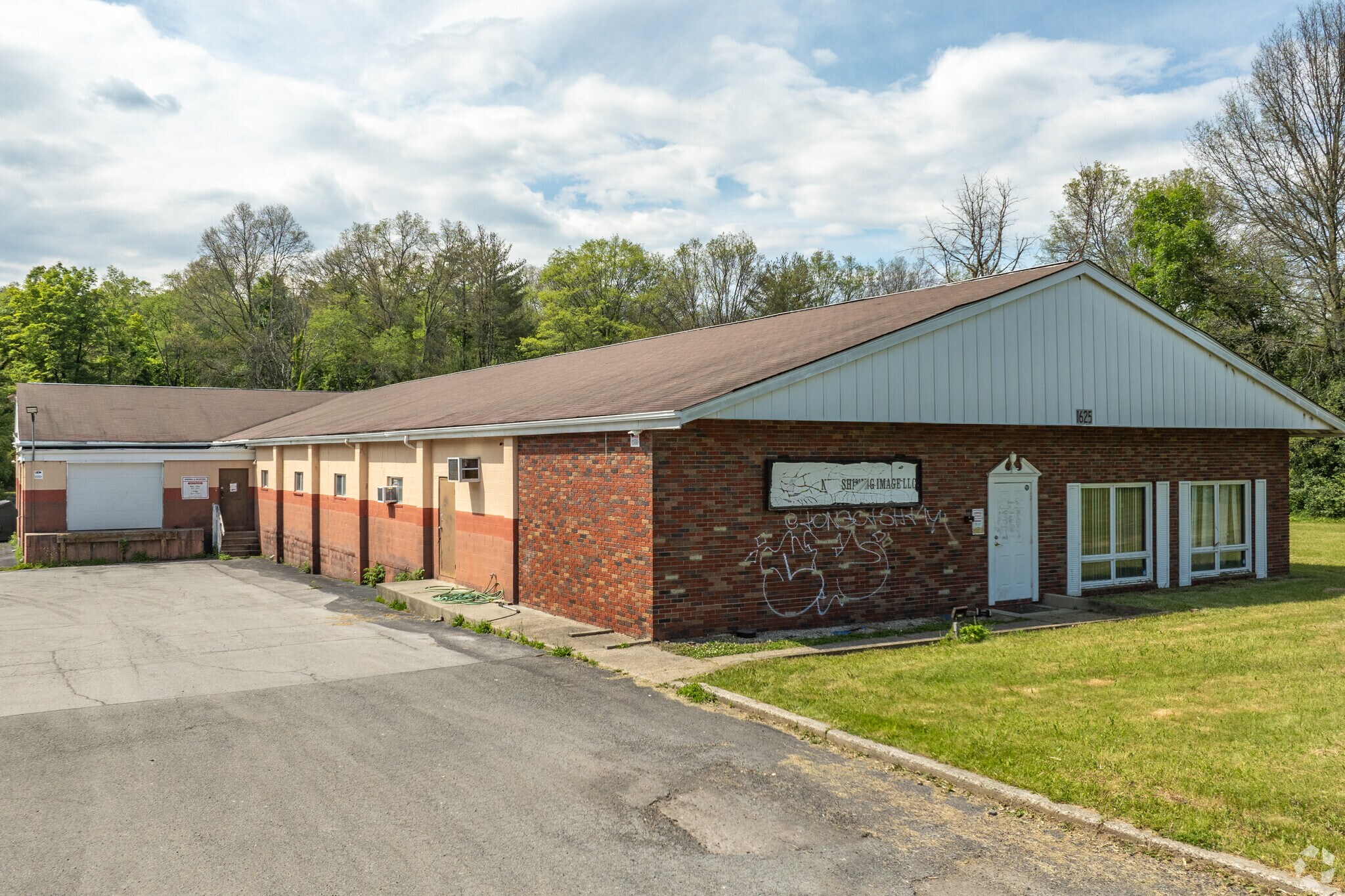 1625 Route 211, Middletown, NY for sale Primary Photo- Image 1 of 1