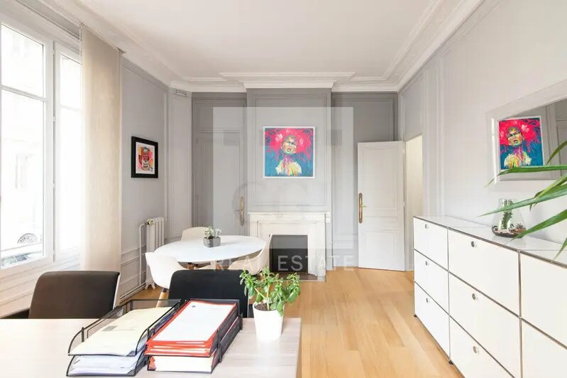 Office in Lyon for lease Interior Photo- Image 1 of 5
