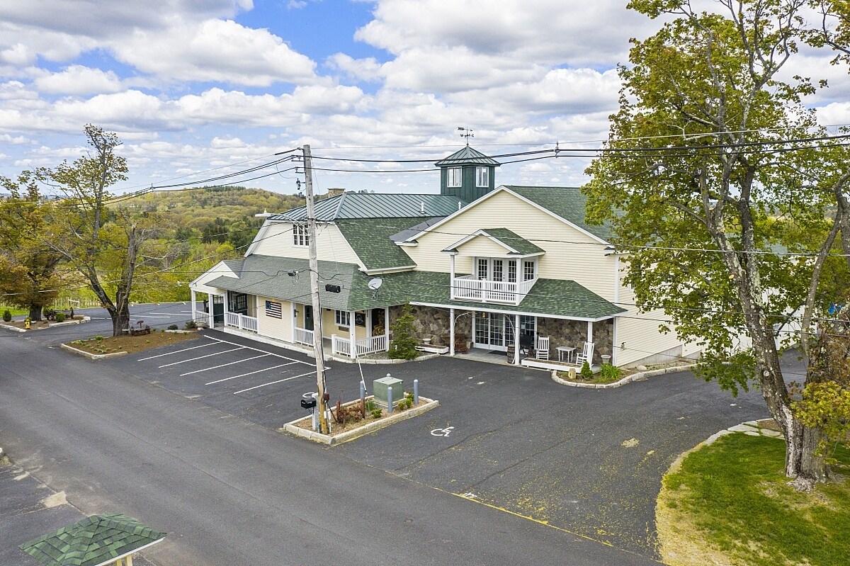 143 Joslin St, Leominster, MA 01453