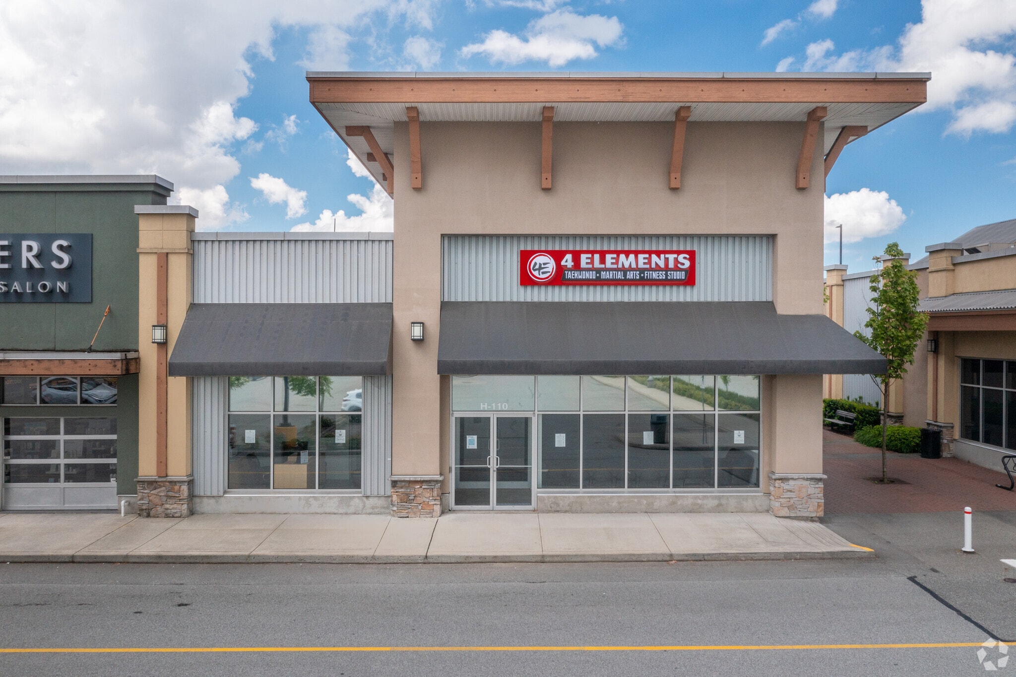 805 Boyd St, New Westminster, BC V3M 5X2 SmartCentres Queensborough Landing