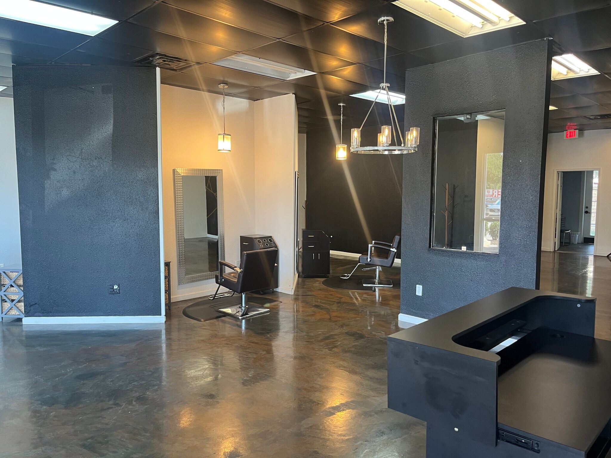 5411 Basswood Blvd, Fort Worth, TX for lease Interior Photo- Image 1 of 3