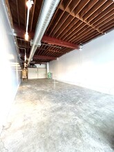 900-932 S San Pedro St, Los Angeles, CA for lease Building Photo- Image 2 of 3