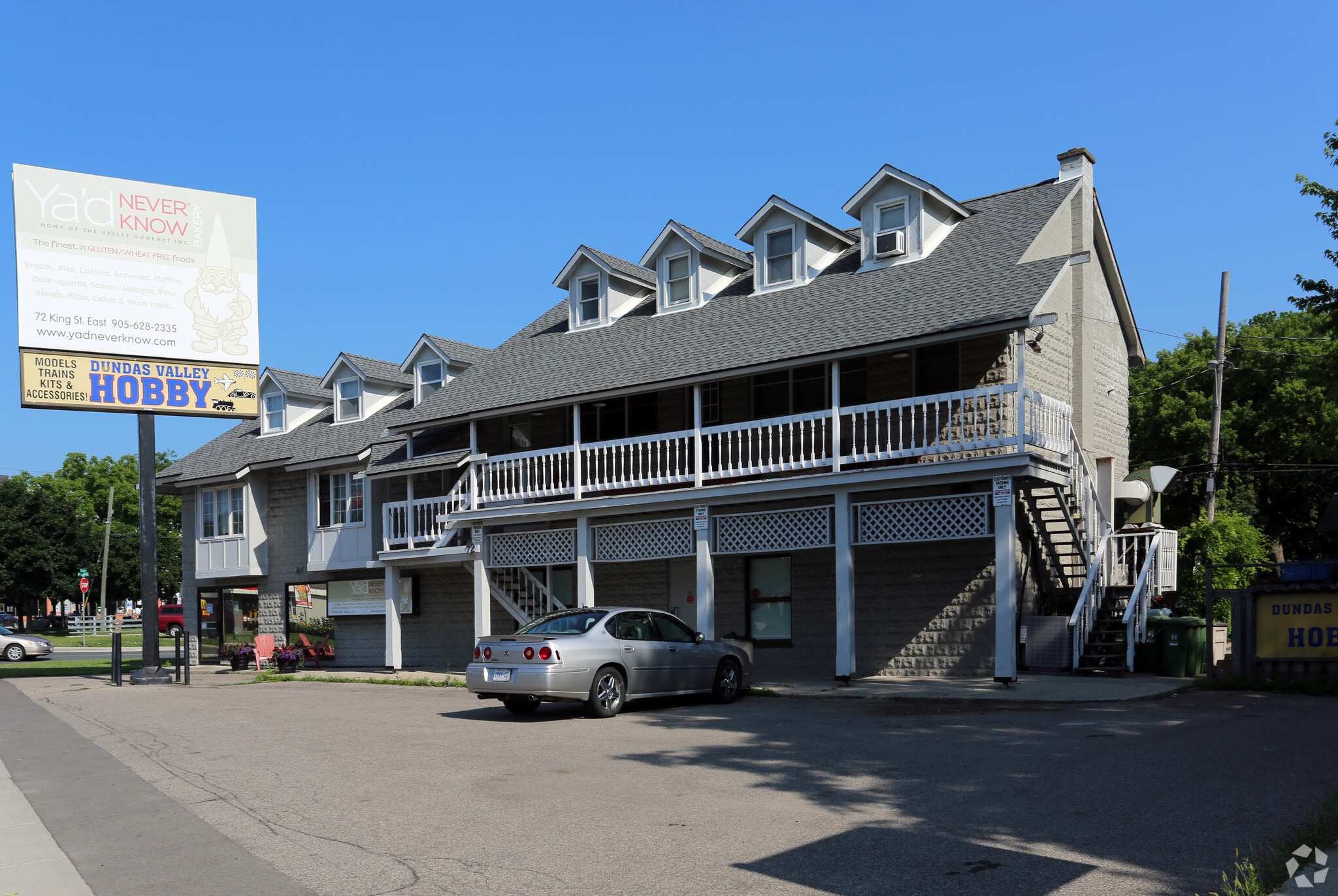 72 King St E, Hamilton, ON for sale Primary Photo- Image 1 of 1