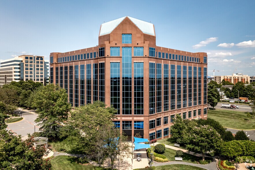2355 Dulles Corner Blvd, Herndon, VA 20171 | LoopNet - 2340 Dulles Corner Blvd Herndon Va 20171