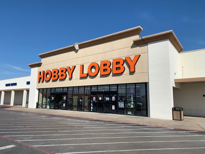 27706-27754 State Highway 249, Tomball, TX for lease - Building Photo - Image 1 of 5