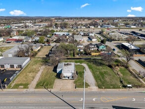 1431 E 3rd St, Tulsa, OK - Aerial  map view