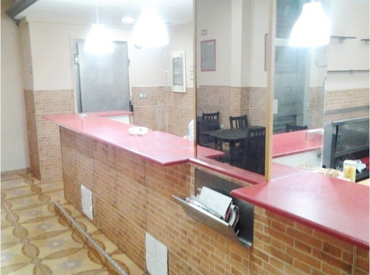 Montcada i Reixac, BAR 08110 - Unit - - - Interior Photo - Image 2 of 4