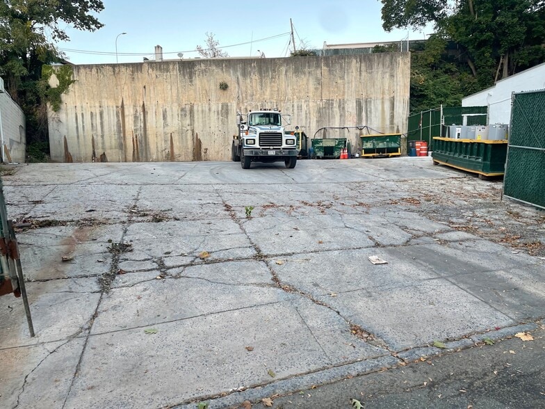 71 Water Mill ln, Great Neck, NY for lease - Other - Image 2 of 3