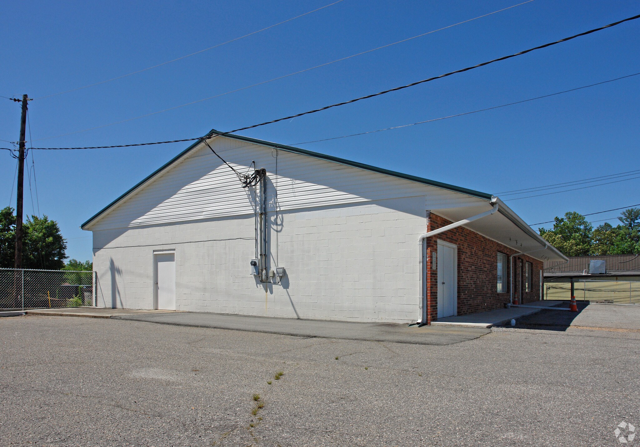 107 Fairway Ave, Hudson, NC 28638 Owner/ User or Rental Property