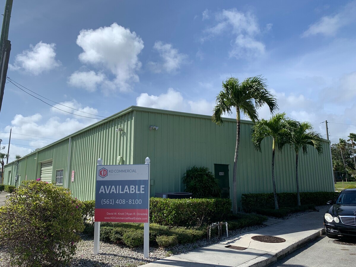 1416 Okeechobee Rd, West Palm Beach, FL 33401