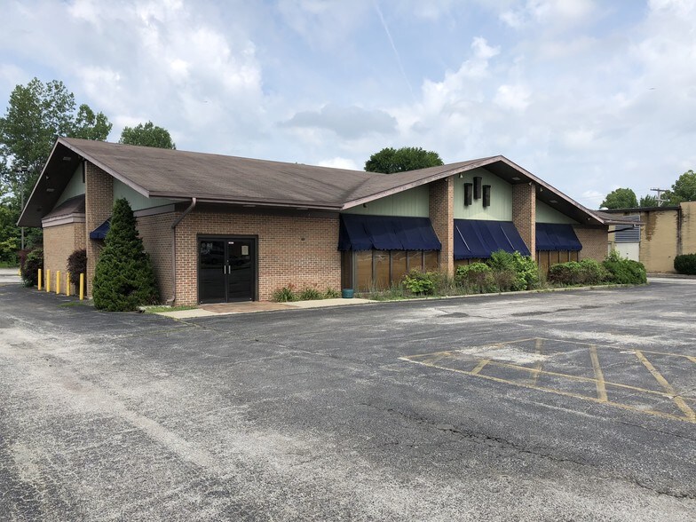 2709 S MacArthur Blvd, Springfield, IL 62704