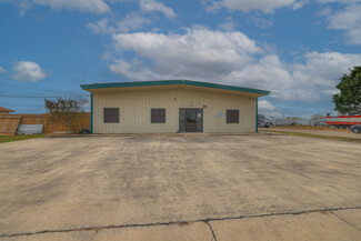 More details for 210 Deborah Dr, New Braunfels, TX - Industrial for Sale