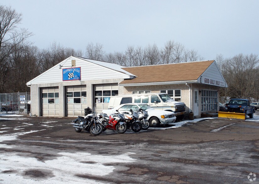 4312 Skippack Pike, Schwenksville, PA for sale - Primary Photo - Image 1 of 2