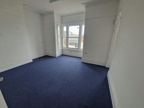 79-79A London Rd, Waterlooville for lease Interior Photo- Image 1 of 4