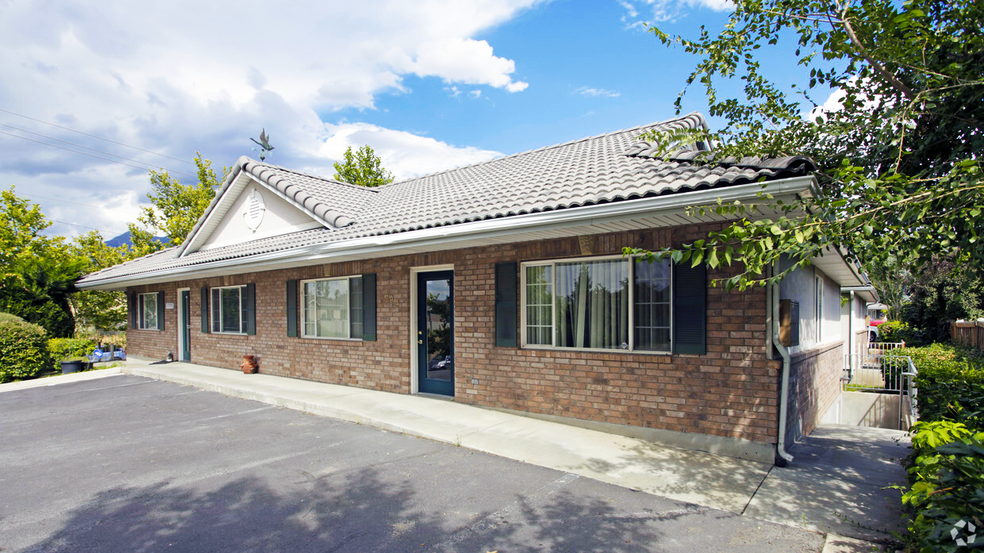 895-899 W Center St, Orem, UT for sale - Building Photo - Image 1 of 1