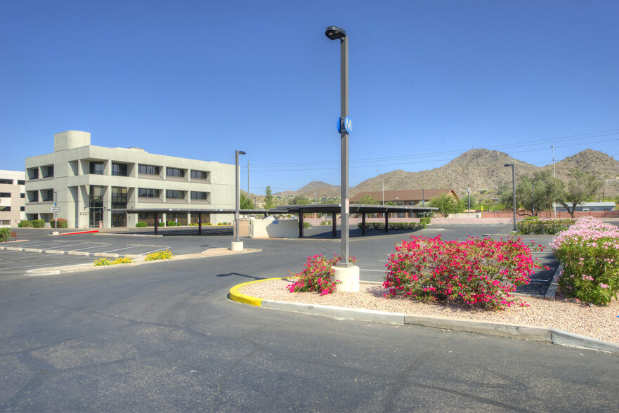 9327 N 3rd St, Phoenix, AZ for lease - Building Photo - Image 2 of 9