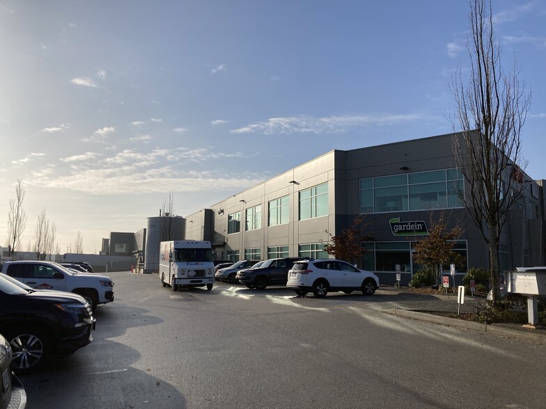 12753 Vulcan Way, Richmond, BC for lease - Building Photo - Image 3 of 8