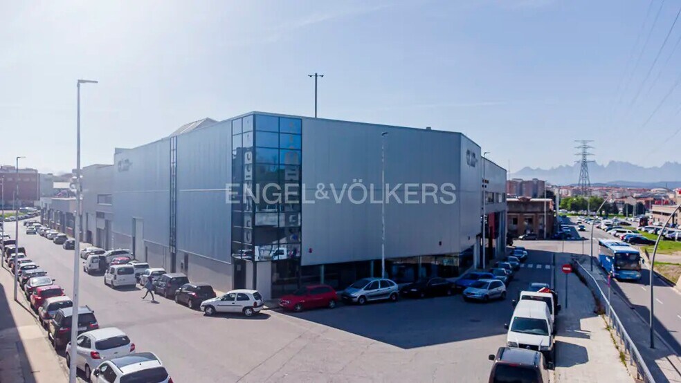 Retail in Manresa, Barcelona for sale - Building Photo - Image 1 of 6