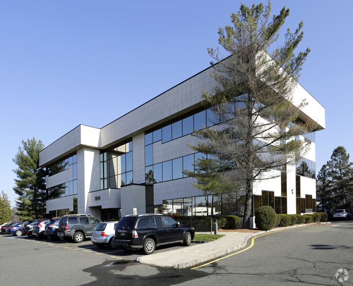 1044 State Route 23, Wayne, NJ for lease - Primary Photo - Image 3 of 3