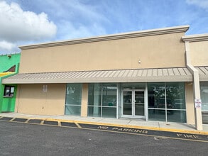 4429 Cleveland Ave, Fort Myers, FL for lease Interior Photo- Image 1 of 1