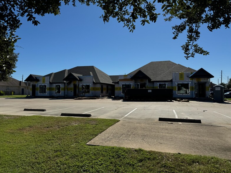 21404 Provincial, Katy, TX for lease - Building Photo - Image 2 of 9