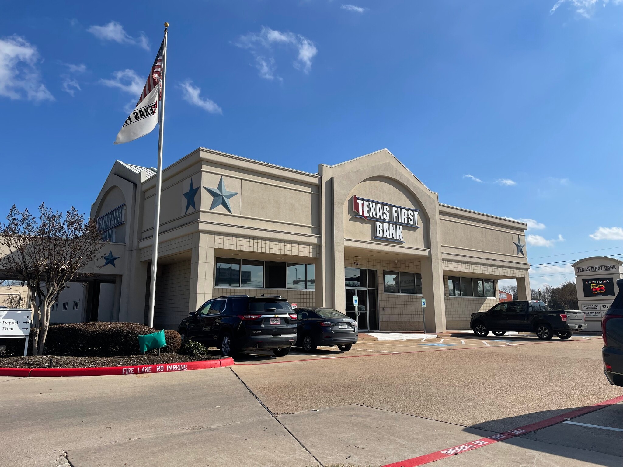 2343 N Main St, Pearland, TX for lease Primary Photo- Image 1 of 16