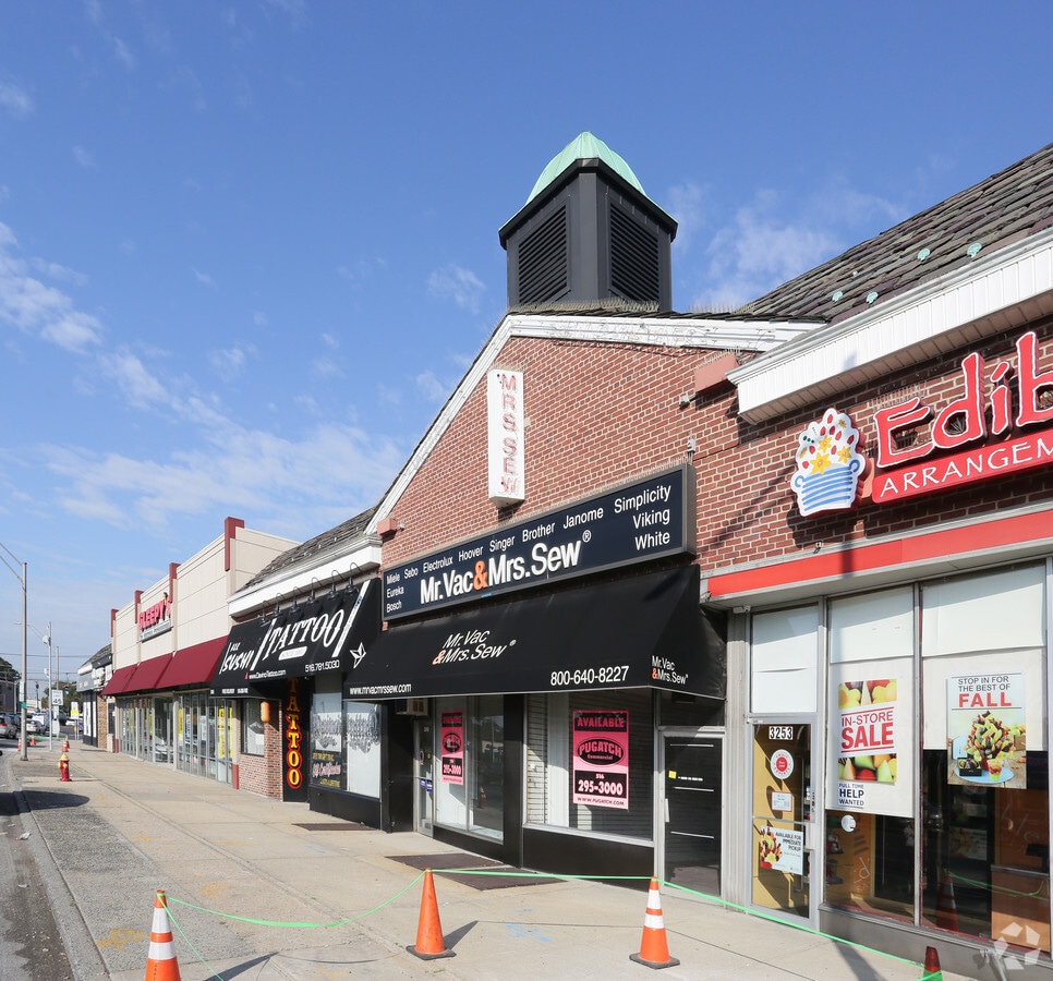 1975 Wantagh Ave, Wantagh, NY 11793