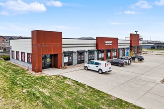 653 NE Venture Dr, Waukee, IA for lease Building Photo- Image 1 of 6
