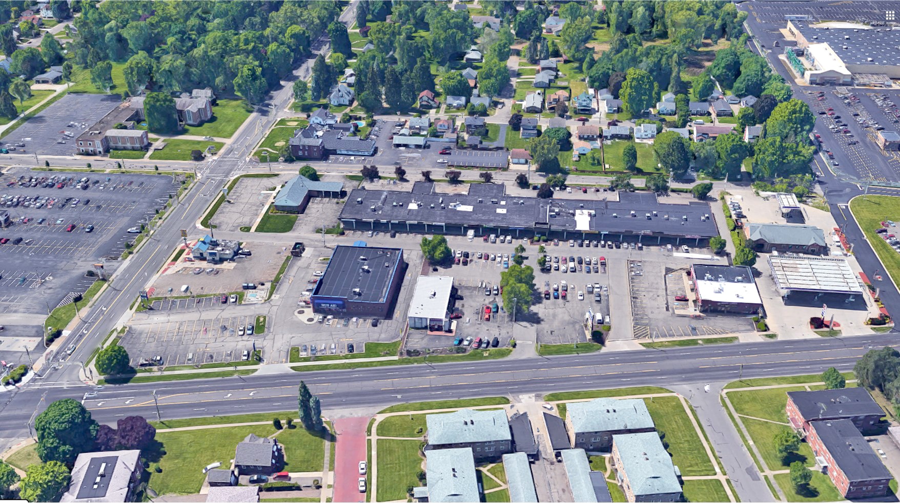 3802-3904 Tuscarawas St W, Canton, OH for lease Building Photo- Image 1 of 6