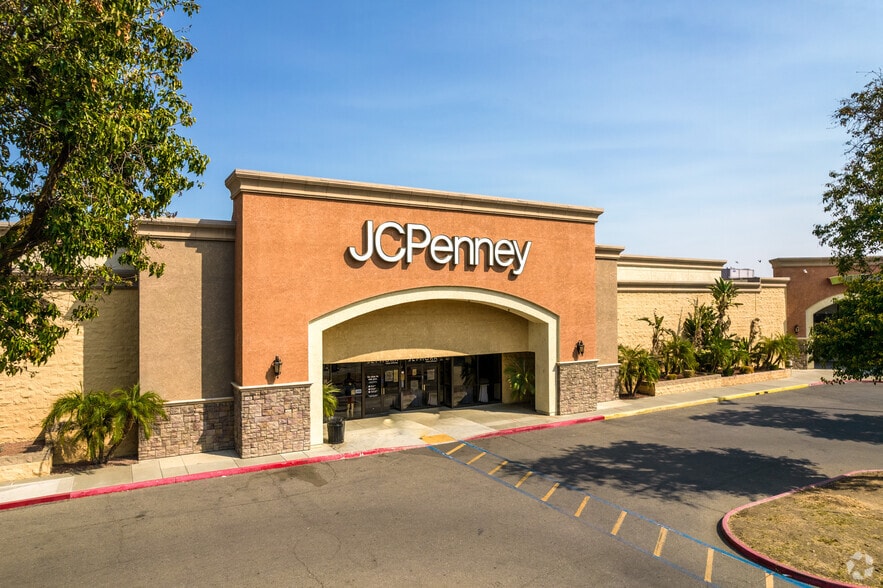 1260 E Gibson Rd, Woodland, CA for sale - Building Photo - Image 3 of 6